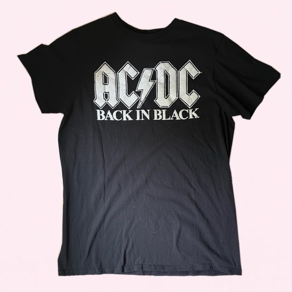 AC/DC back in black band tee